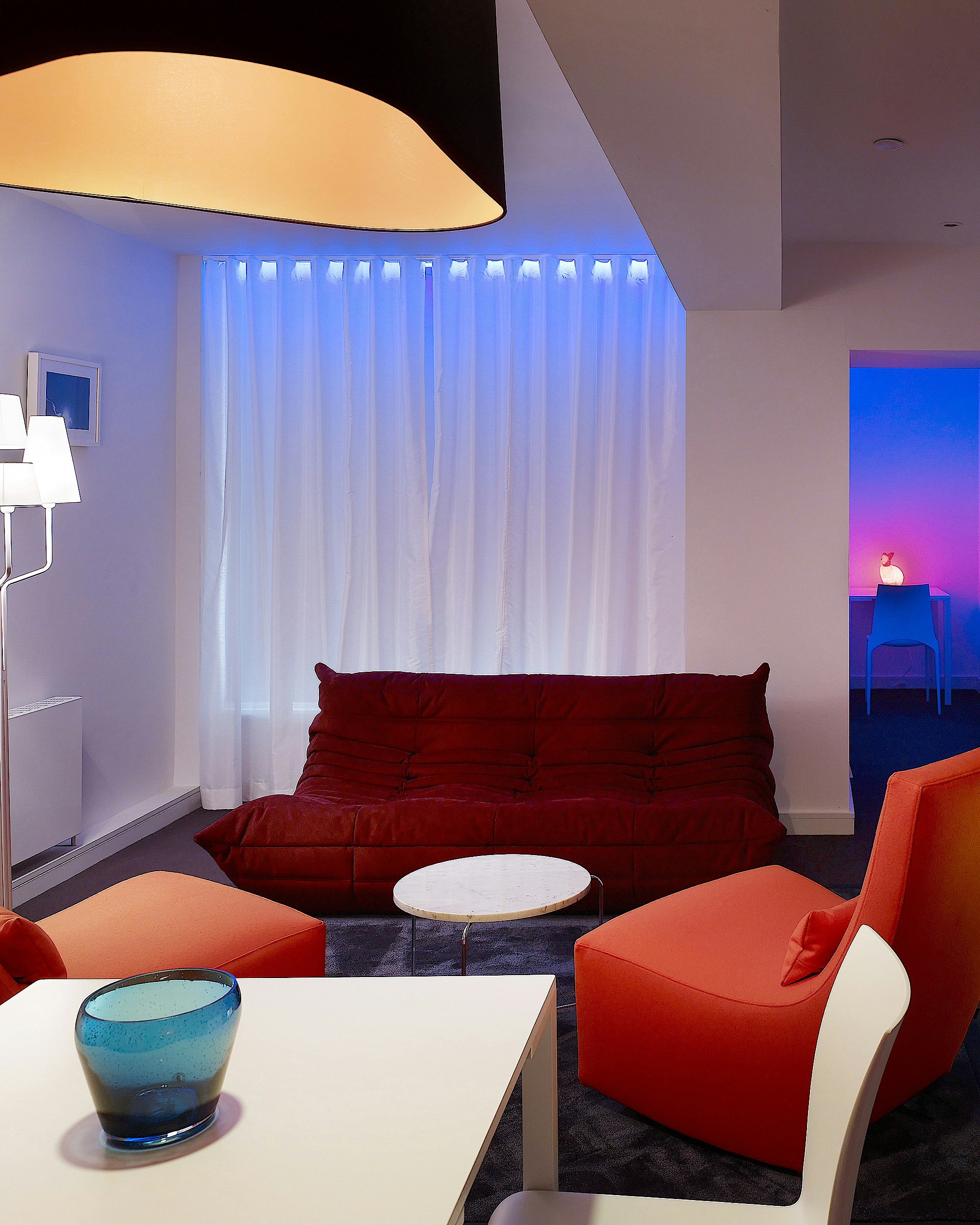 sitting room furniture & lighting